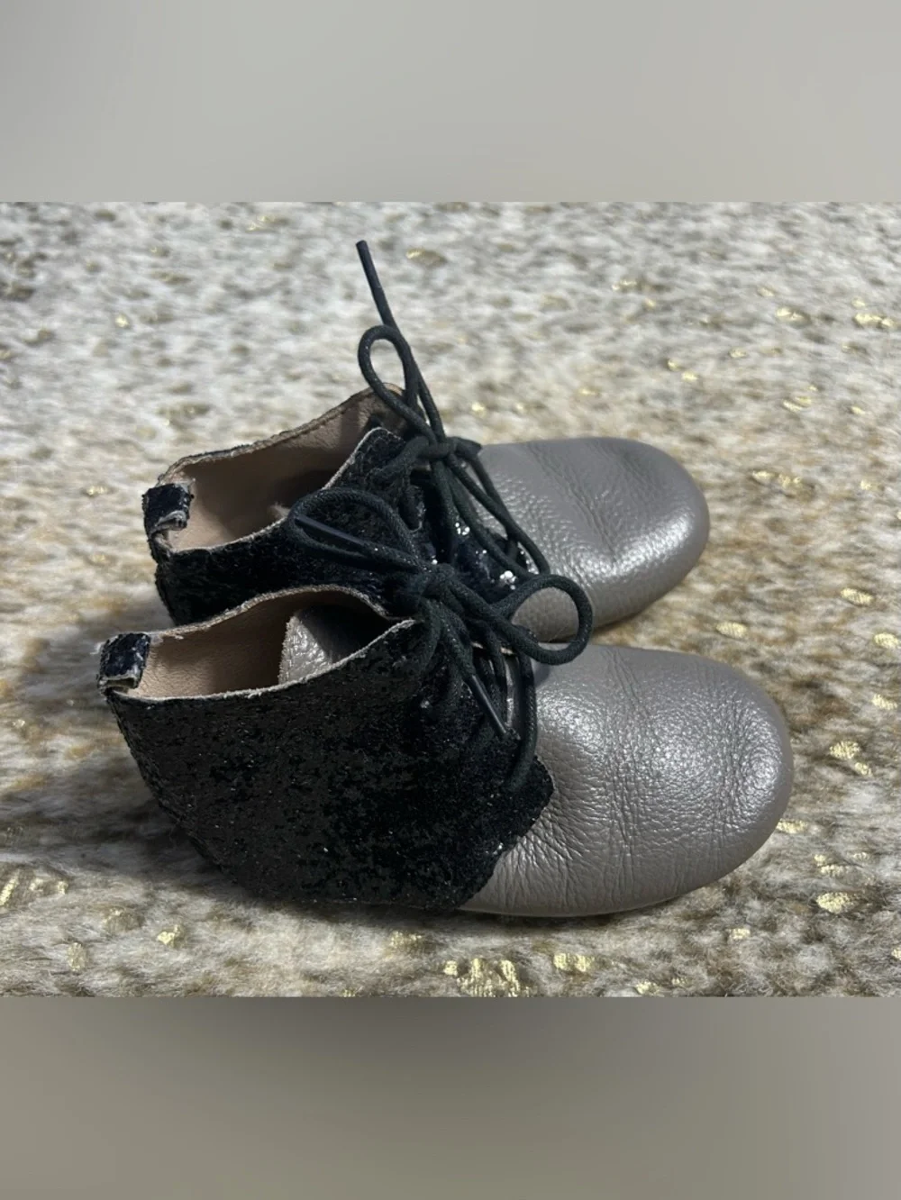 5 for $25🔥Monkey Feet Sequined‎ Booties Girls Size 2-3Y